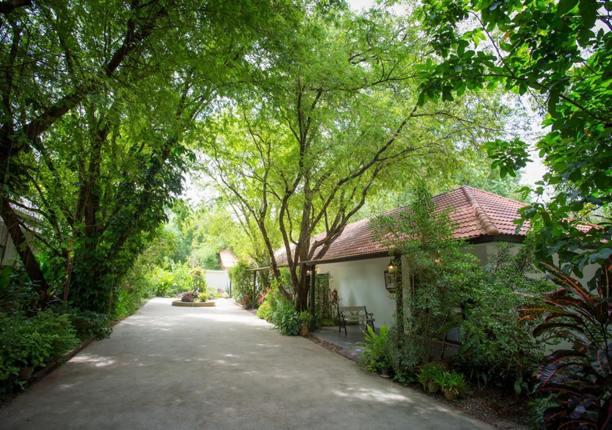 Phuwanalee Resort Mu Si Exterior photo